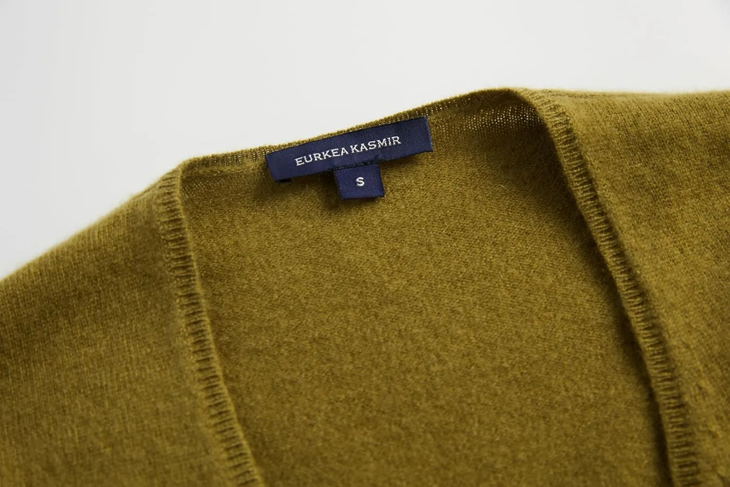 EURKEA Women's V Neck 100% Cashmere Sweater, Long Sleeve Pullover, Winter Top for Women, Gifts Ready