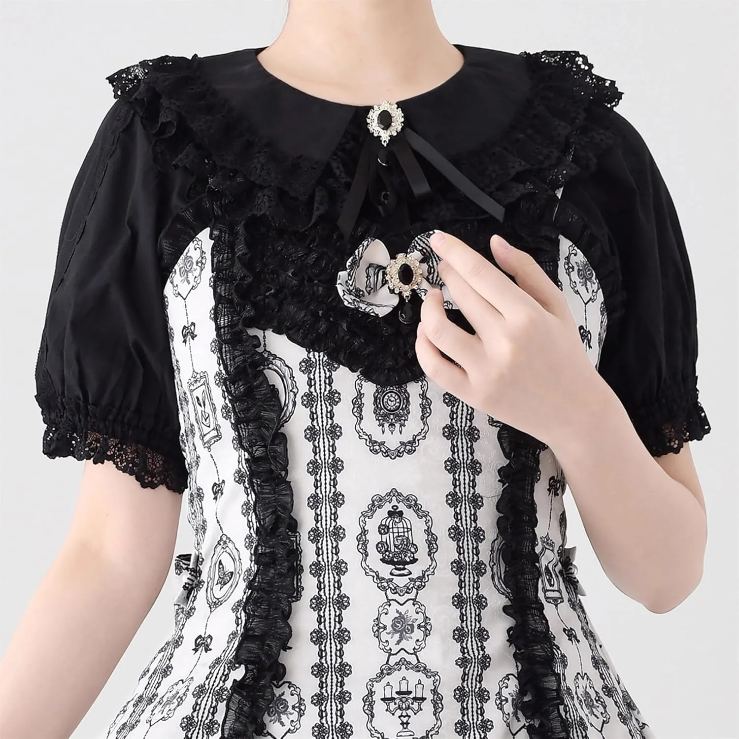Lolita Short Sleeve Blouses Women Peter Pan Collar Victorian Shirt Vintage Kawaii Lace Frilly Tops Trendy Summer