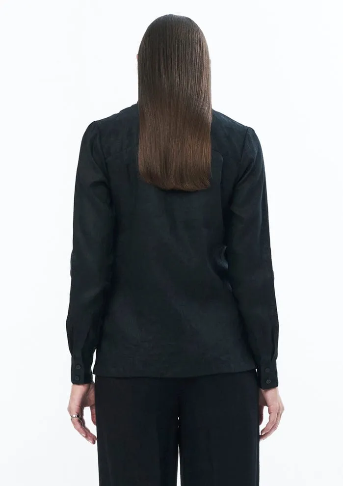 MINIMAL BLOUSE IN BLACK