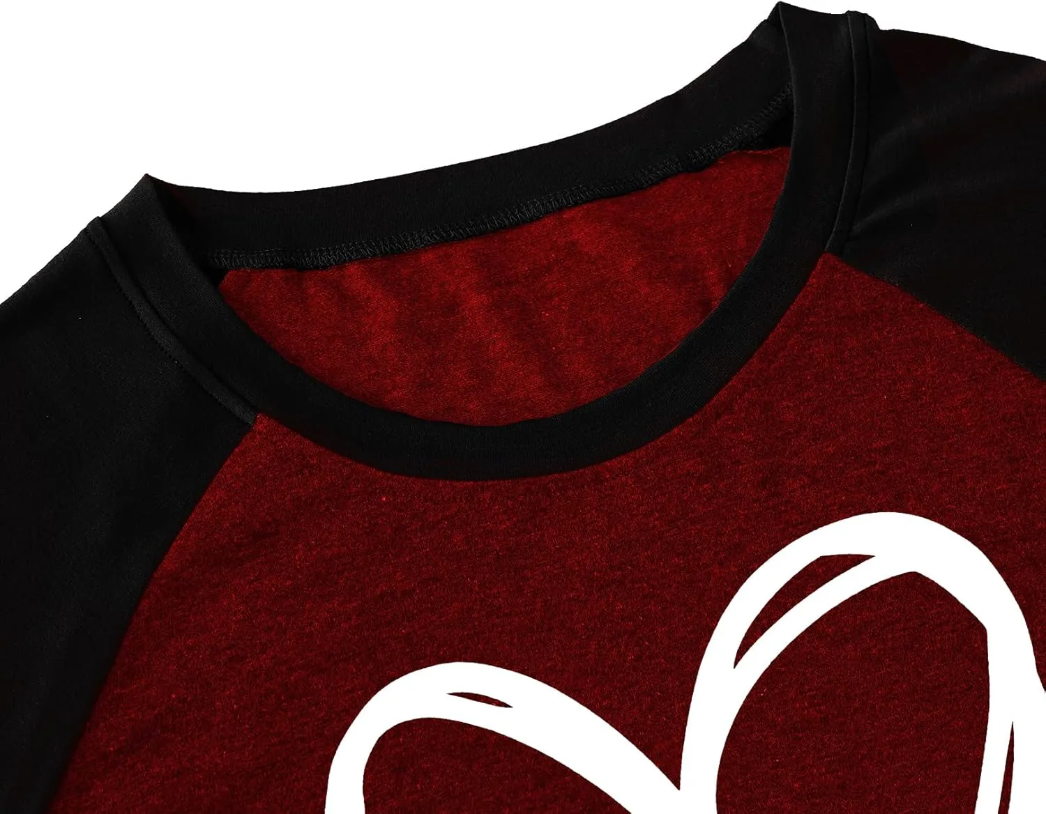 Plus Size Valentines Shirt for Women Cute Love Heart Graphic T-Shirt Long Sleeve Shirts for Her