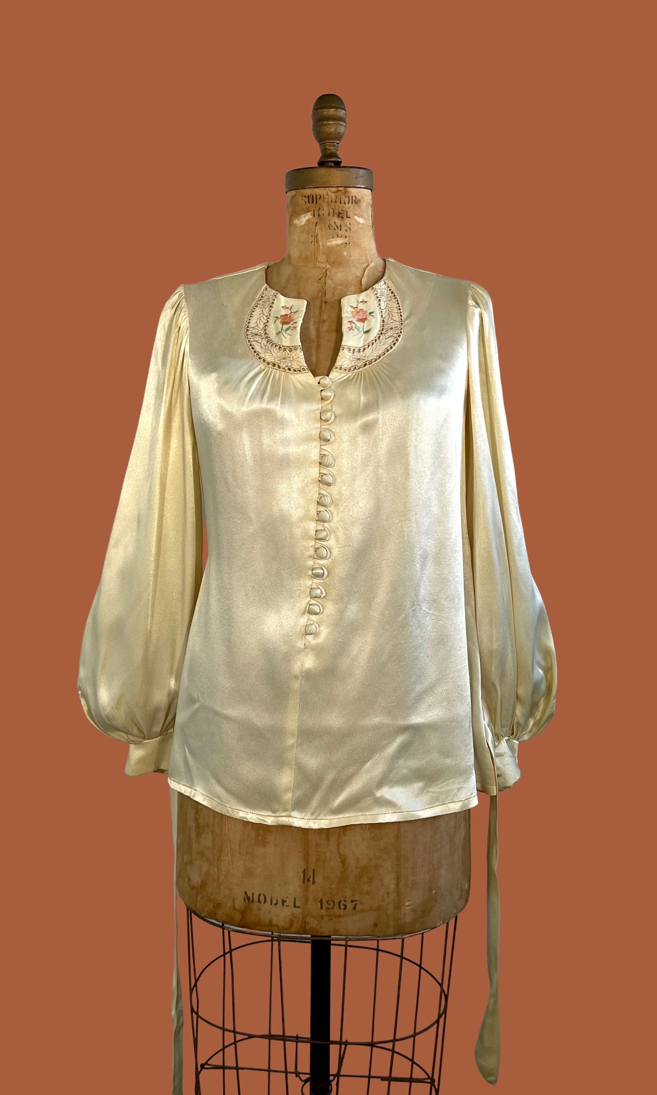 POLISHED BOHEMIAN 70s Sateen Embroidered Blouse with Bishop Sleeves, Medium