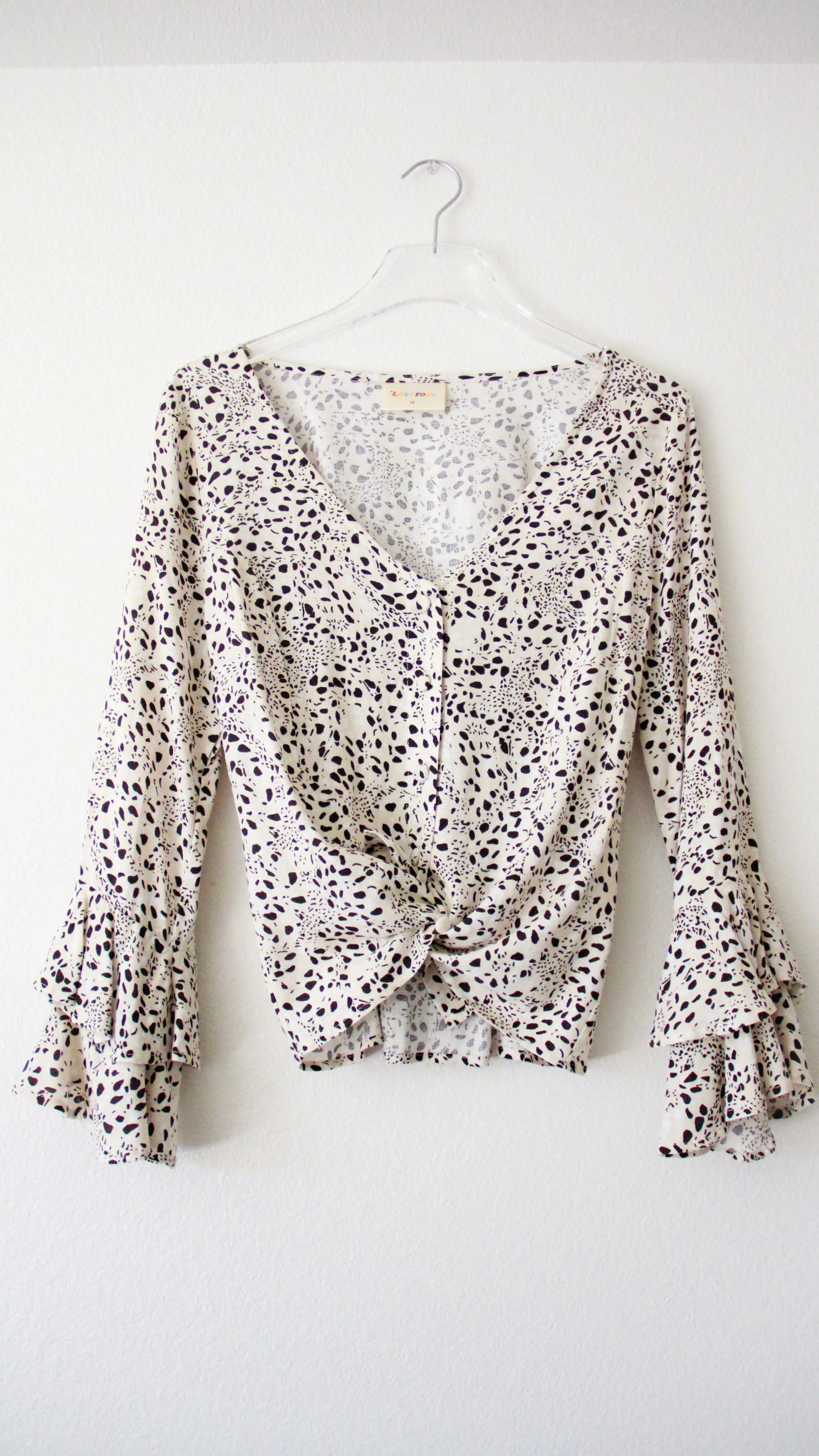 THE RUFFLE SLEEVE TOP ~ PURR
